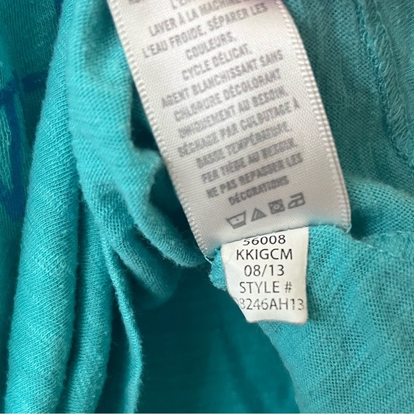 Live Love Dream Aeropostale DO ALL THINGS WITH LOVE Graphic Print V-Neck Shirt S - Picture 9 of 13